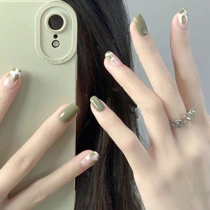 Móng Tay Giả Ngắn Phong Cách Mới Mùa Hè Cho Học Sinh