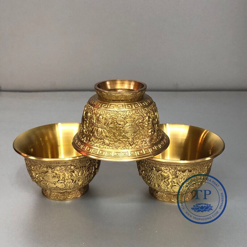 Chén Cúng 8 Cát Tường  chân đồng