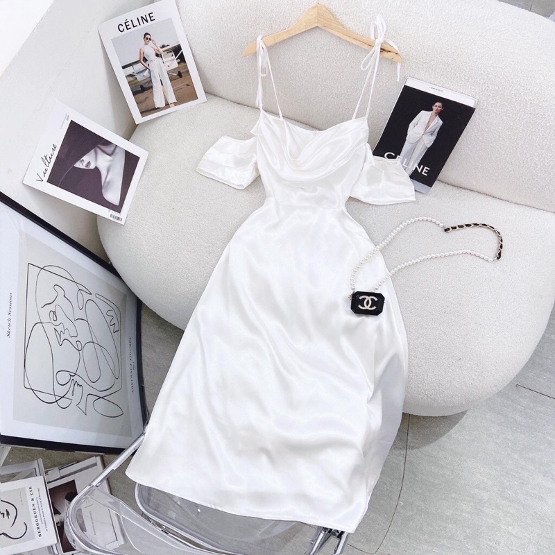 VÁY TRẮNG 2 DÂY PHI BÓNG CỔ ĐỔ RỚT VAI, Đầm dài body 2 dây cổ đổ