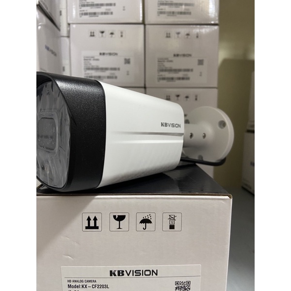 camera KBVISION KX-2203L có màu ban đêm rõ nét. chính hãng