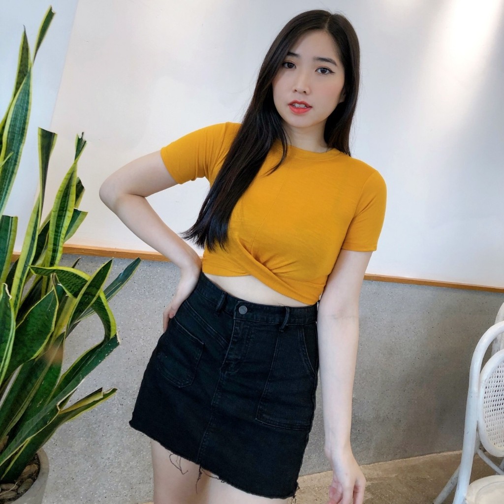 Áo Kiểu Croptop Xoăn Bụng Tay Ngắn, Chất Borip Lụa Dày Dặn Co Giản, Freesize 53kg, Ảnh Thật