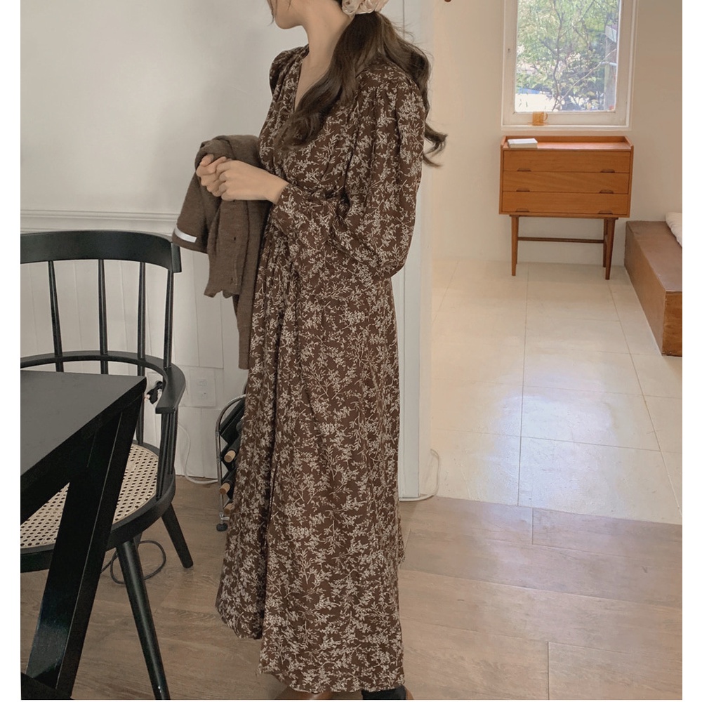 Đầm tay dài cổ chữ v họa tiết hoa phong cách retro 46676