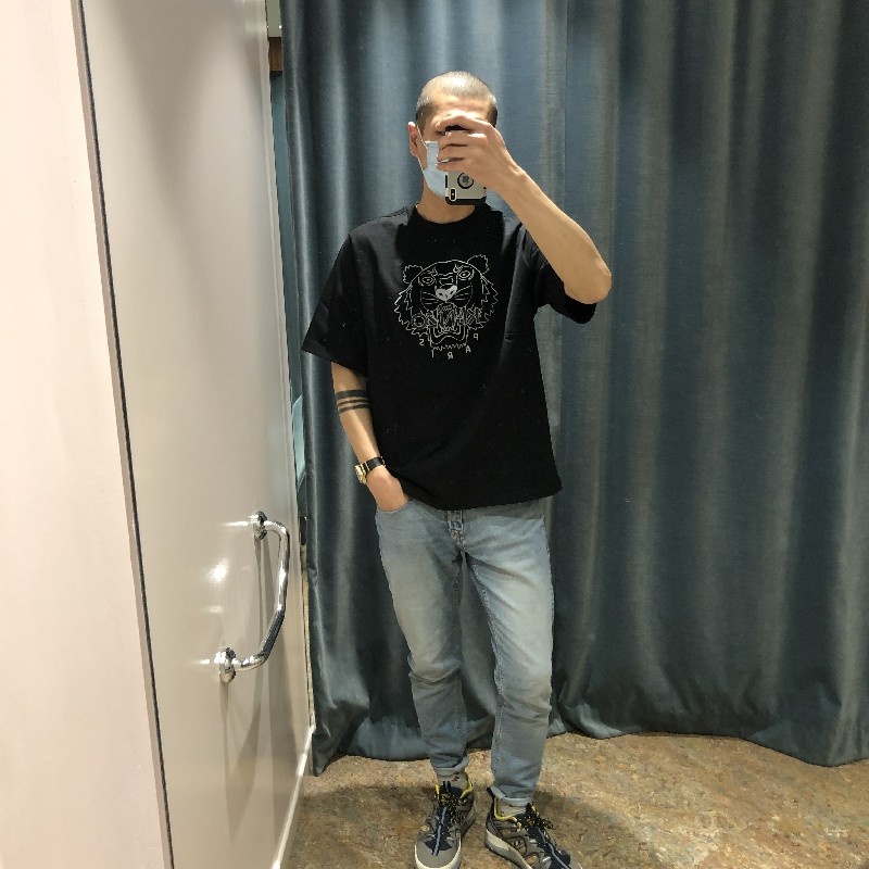 Áo Phông KEENZOz ngắn tay 2022 cổ tròn hình hổ phong cách trẻ trung năng động thoải mái du lịch dã ngoại hè Mã MT1987