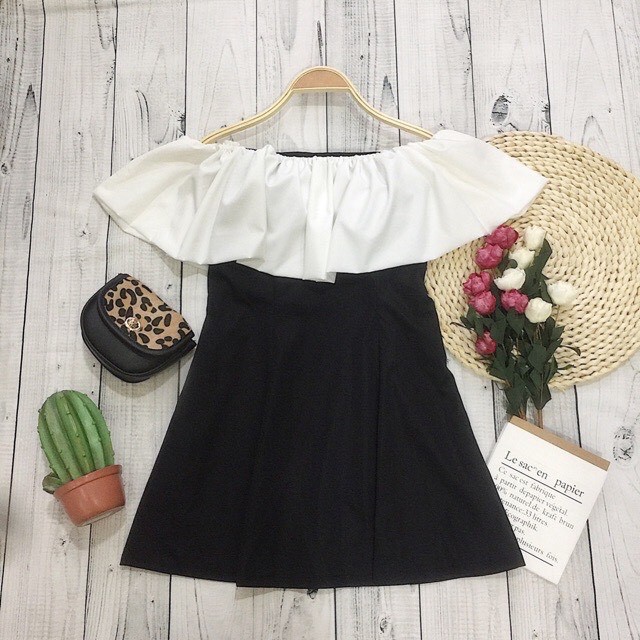 ĐẦM TRỄ VAI NHẤN NGỰC PHỒNG XINH XẮN - RINGELA_DRESS