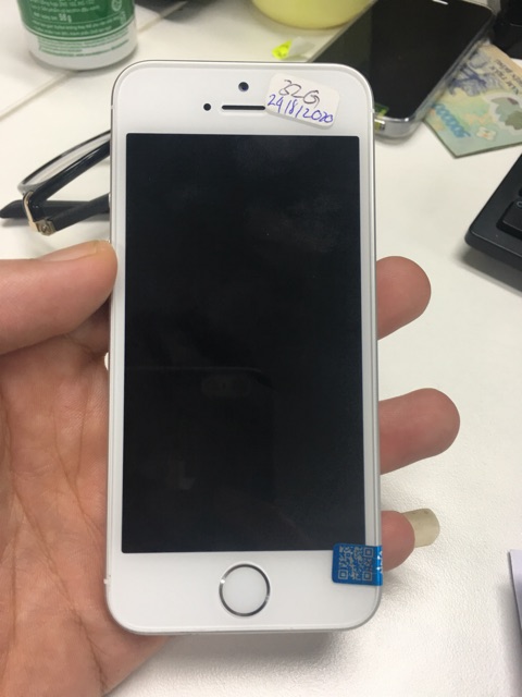 ĐIỆN THOẠI IPHONE SE