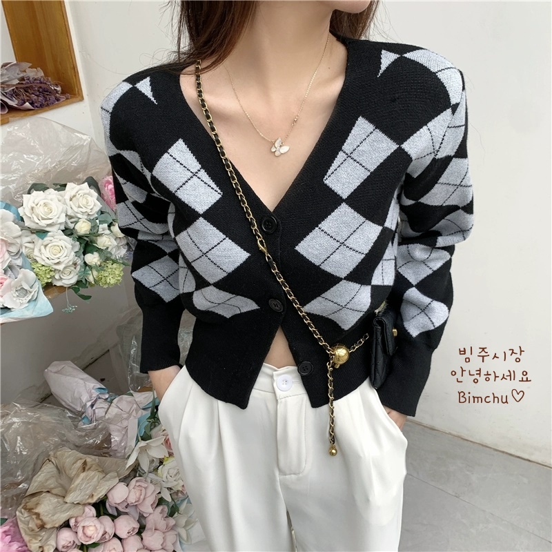 Áo Khoác Len Cardigan Cổ Chữ V Hoạ Tiết Kim Cương Hàng Loại Đẹp - S68