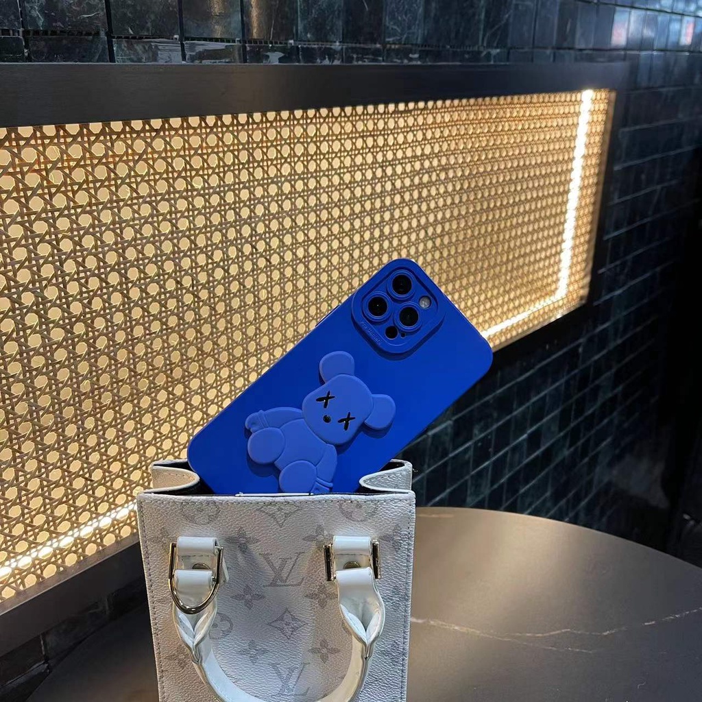 Ốp điện thoại silicone gắn hình gấu Kaws X sang trọng cho iphone 13 12 11 Pro Max pro 7 8 plus X Xs Max