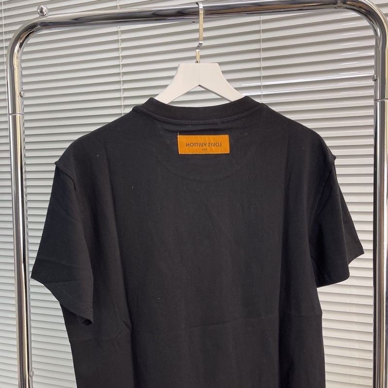 ⚡️[Mirror Quality] - Áo Tee Luon Vuituoi LV SPREAD EMBROIDERY T-SHIRT Cao Cấp Full Tag Túi, Áo thun LV