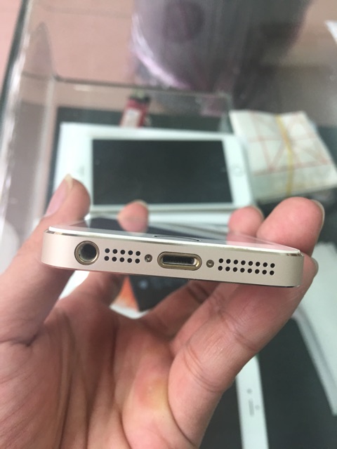 Điện thoại Apple iPhone 5s gold 32GB