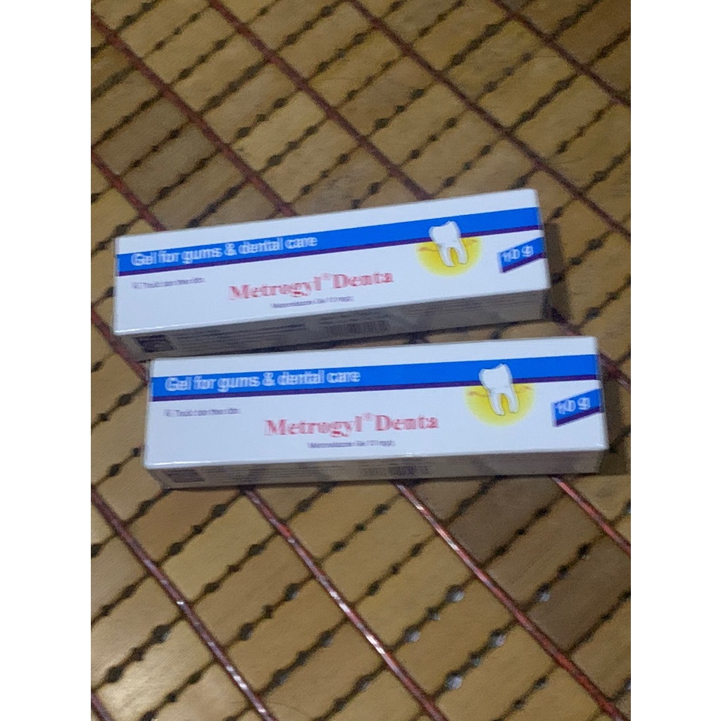 Combo 3 tuýp Gel Vệ Sinh Miệng Metrogyl Denta