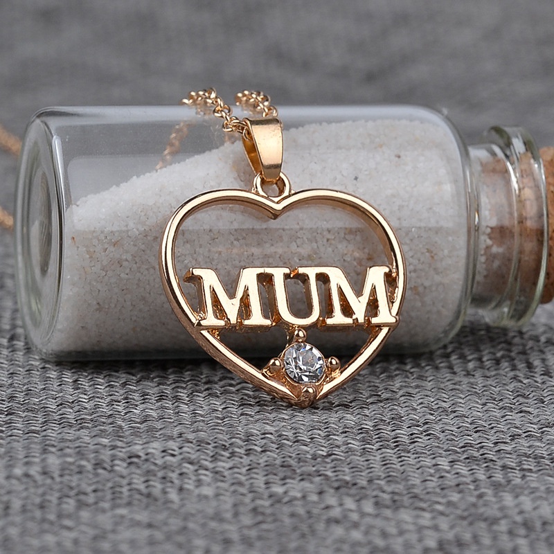 Vòng cổ Nữ Mặt Trái Tim Đính Đá