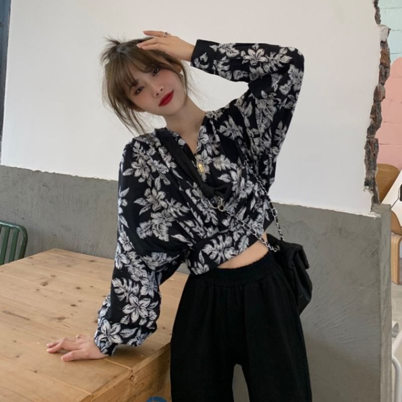 Áo Sơ Mi Tay Dài Cổ Chữ V Họa Tiết Hoa Phong Cách Retro