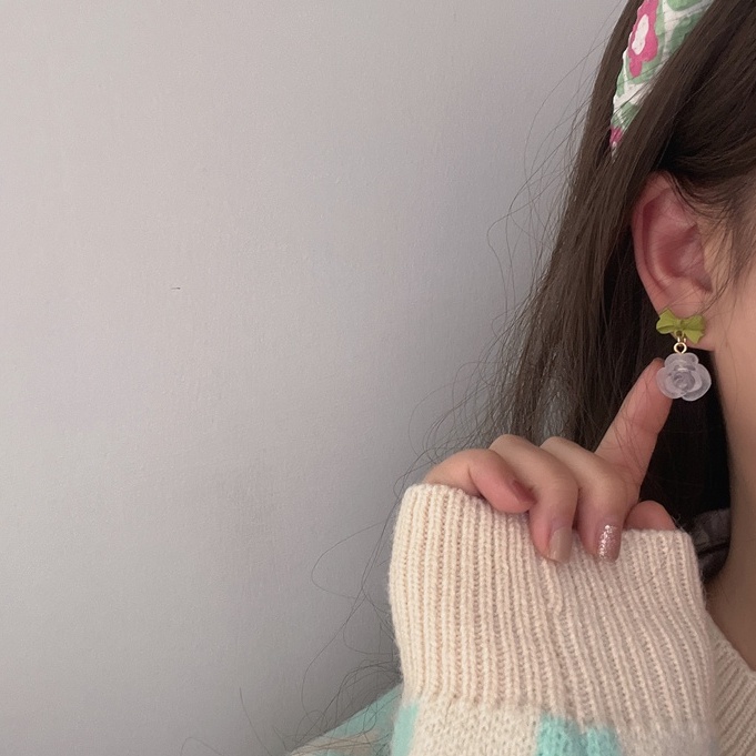 Khuyên tai kẹp không bấm lỗ chốt cố định K180 bằng hợp kim phủ màu hình bông hoa đính nơ dáng midi Leous Accessories