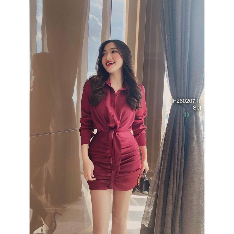 Set áo sơ mi tay dài cài nút và chân váy có lót