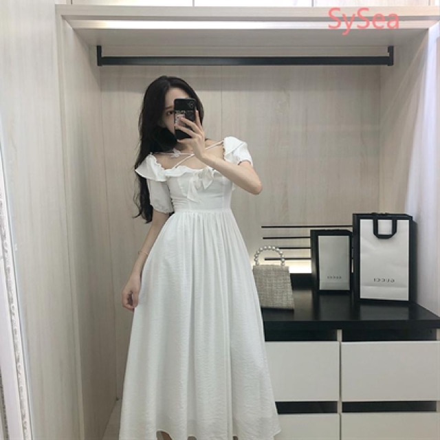 Đầm dạ hội màu trắng