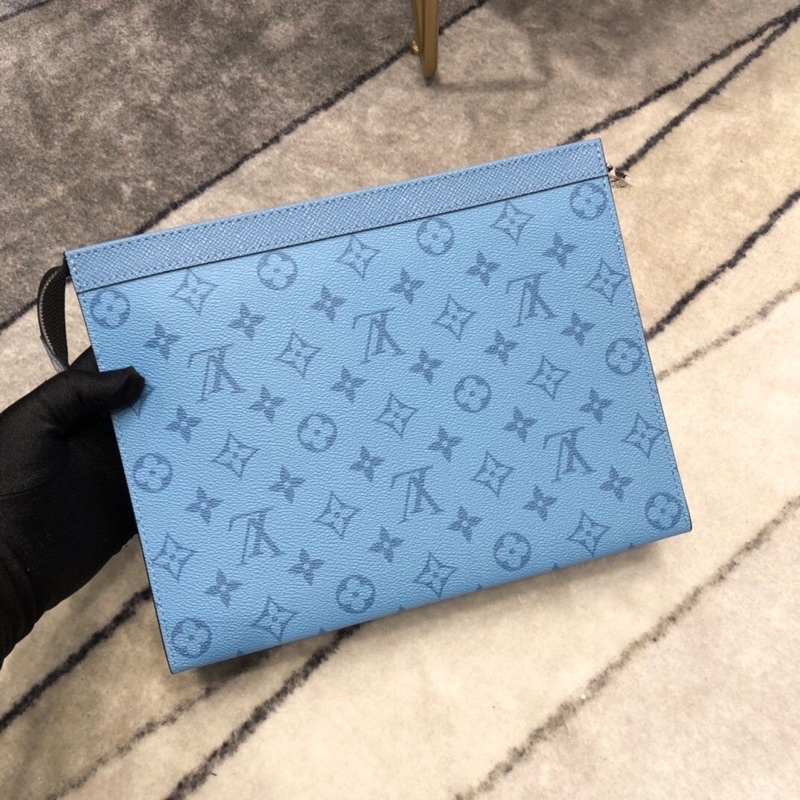 ví tab đứng in logo trang trí da cao cấp khoá kéo louis vuitton LV