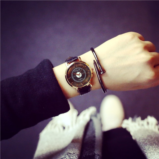 Đồng hồ thời trang nam nữ ROSIVGA dây da đẹp, kiểu dáng độc lạ | BigBuy360 - bigbuy360.vn