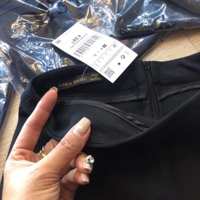 CHÂN VÁY BÚT CHÌ CÔNG SỞ | BigBuy360 - bigbuy360.vn