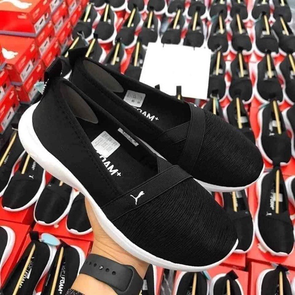 SĂN SALE HÃNG - GIÀY NỮ SLIP ON PUMA ĐEN ĐẾ TRẮNG