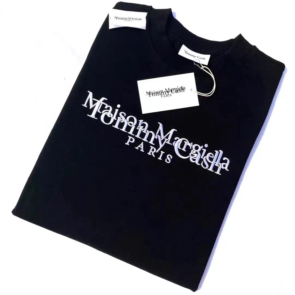 Áo thun tay ngắn màu đen form rộng trẻ trung Maison Margiela X Tommy MM6