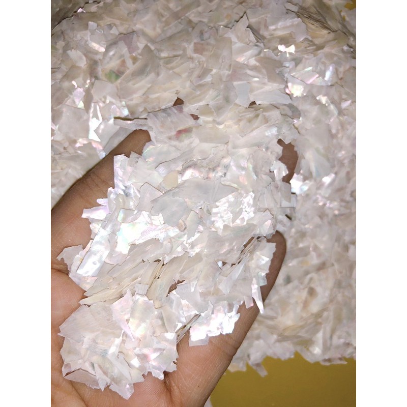 Xà cừ trắng