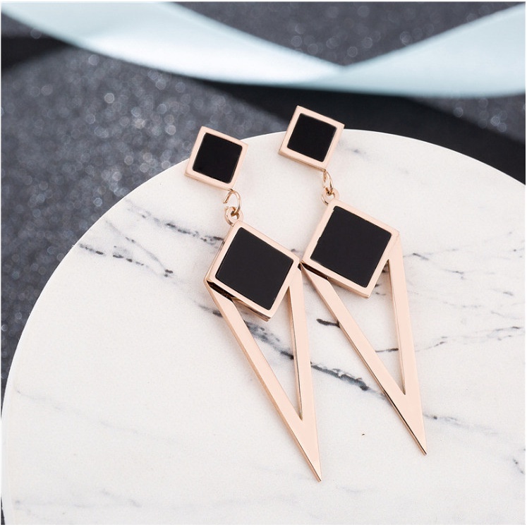 Bông Tai Dự Tiệc 2 Màu Titan Ko Han Rỉ TT 4347