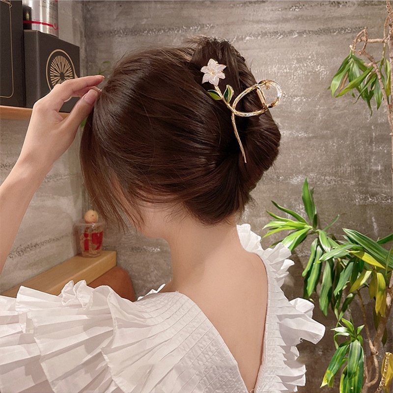 Kẹp Tóc Hình Cá Mập Gắn Hoa Sau Đầu Cỡ Lớn Tinh Tế Siêu Đẹp Cho Nữ