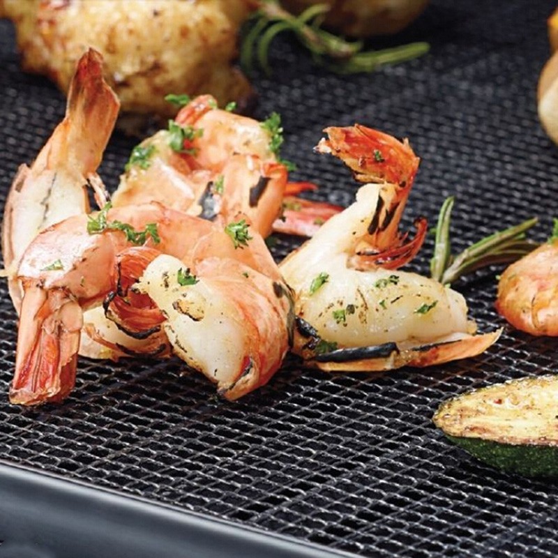Thảm Lưới Nướng BBQ Màu Đen Chống Dính Tiện Dụng