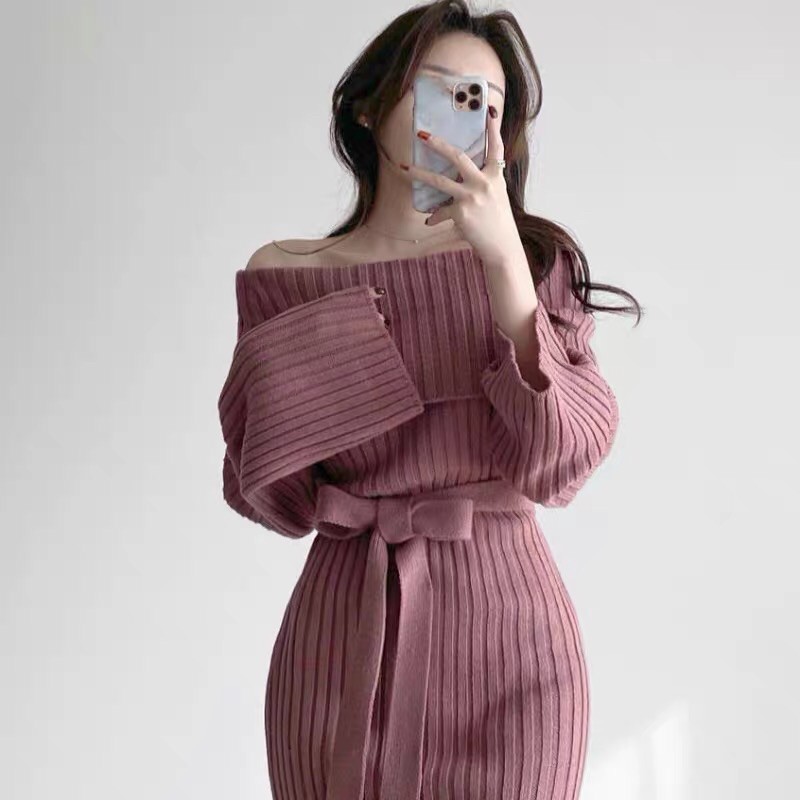 Váy len body trễ vai kèm dây buộc