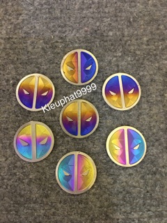 Logo Titan Hình Mắt Xếch