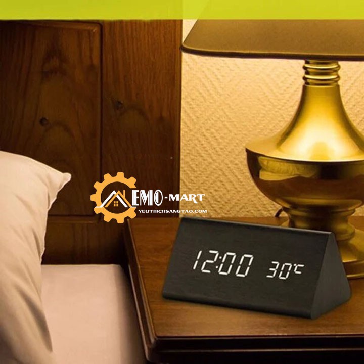 Đồng hồ báo thức vỏ gỗ ⚡️ BH 12 Tháng ⚡️ Kiểu dáng tam giác - Digital kĩ thuật số