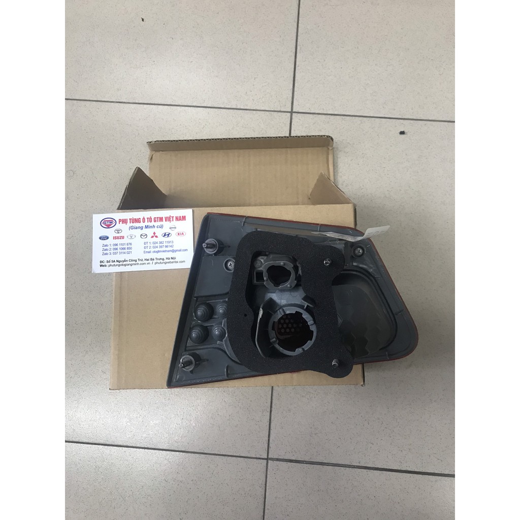 Đèn hậu Kia Forte Mảnh Trong