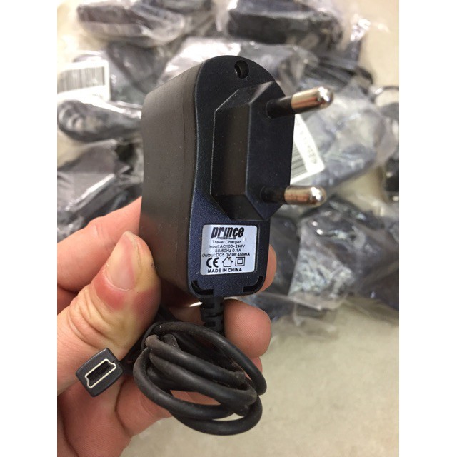 Sạc liền dây cho các thiết bị Đài FM...  mã M2017