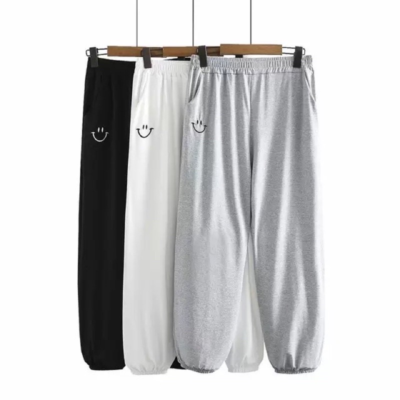 Quần bomber cực xinh mặt cười cực xinh 3 màu đen , trắng, xám phong cách dạo phố thể thao