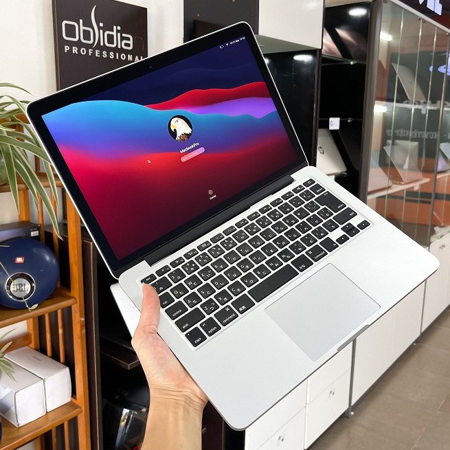 [ Đẳng Cấp ] Macbook Retina Pro ME865 2013 , Core i5 5th/ Ram 8Gb/ SSD 256Gb/ Màn retina 2k cực đẹp, sạc 57 lần .