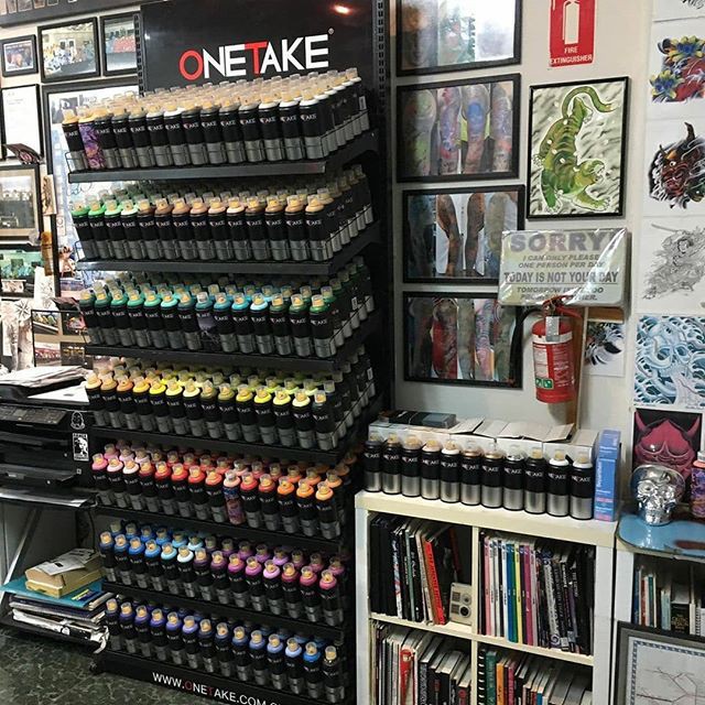 Sơn xịt tường ONETAKE gam màu nâu BROWN 150 chuyên dụng vẽ tranh tường và Graffiti