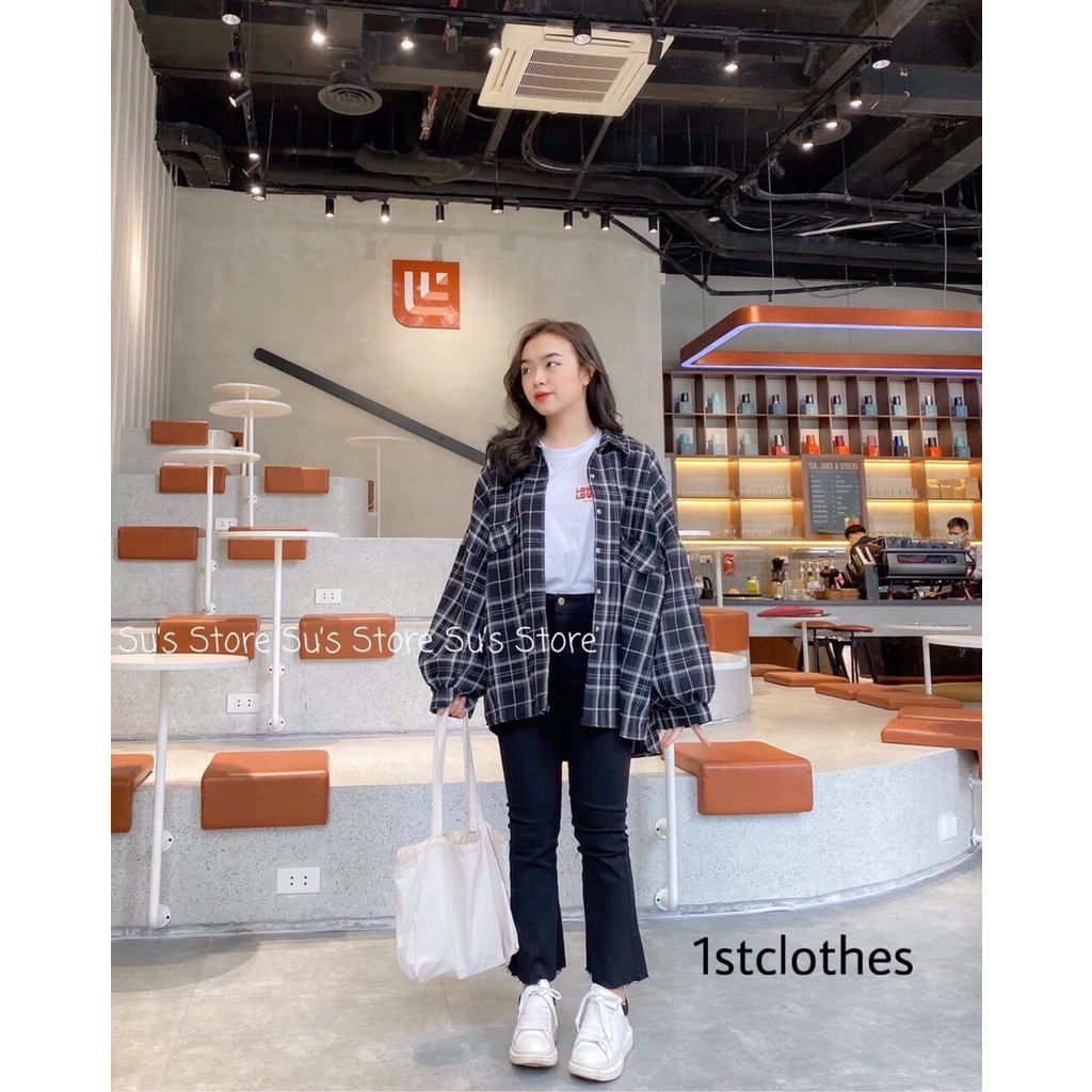 Áo sơ mi nữ form rộng tay bồng họa tiết kẻ sọc freesize màu đen trắng 1st clothes
