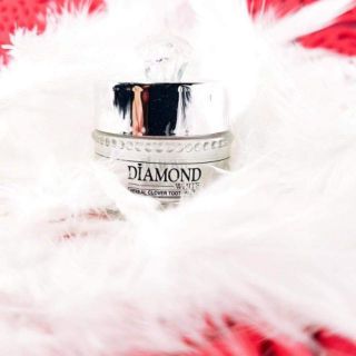 Diamond white kem làm trắng răng