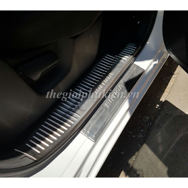 Bộ Ốp bậc cửa, nẹp bước chân Suzuki Ertiga 2019-2022 – INOX(hàng cao cấp)