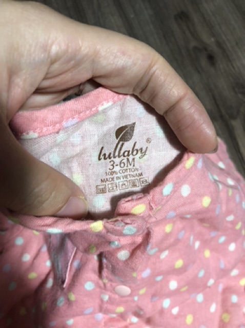 Thanh lý bộ Lullaby, Nous cho bé