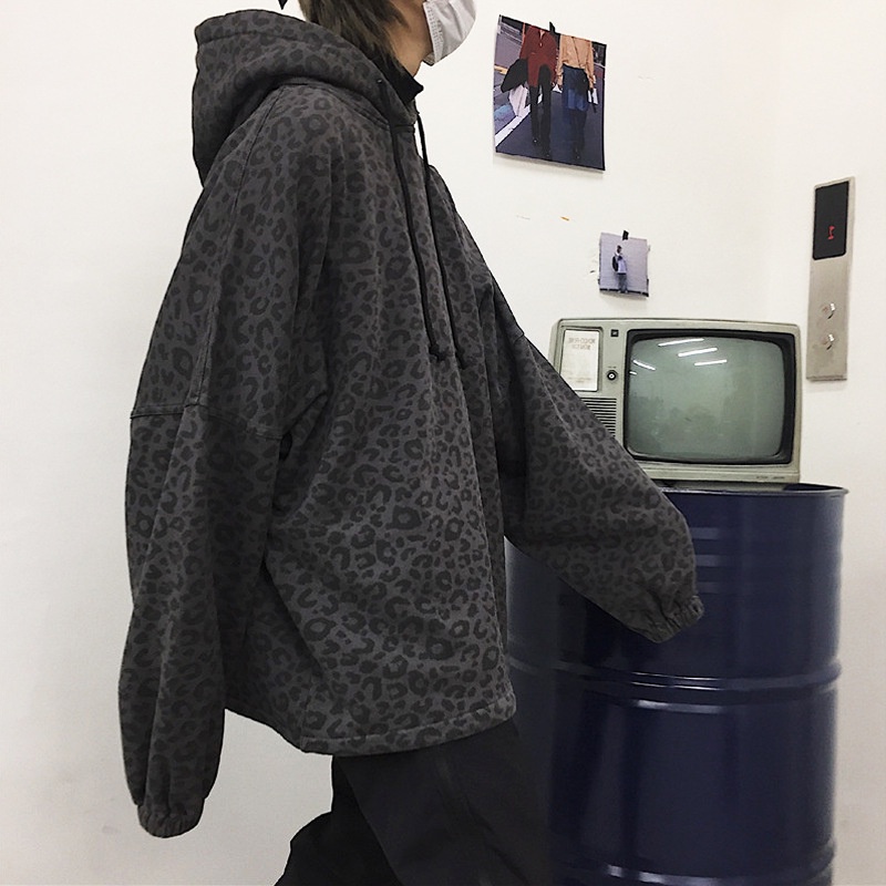 Áo hoodie tay dài dáng rộng họa tiết da báo sẫm màu phong cách hiphop dành cho nữ sinh Tf1 | BigBuy360 - bigbuy360.vn