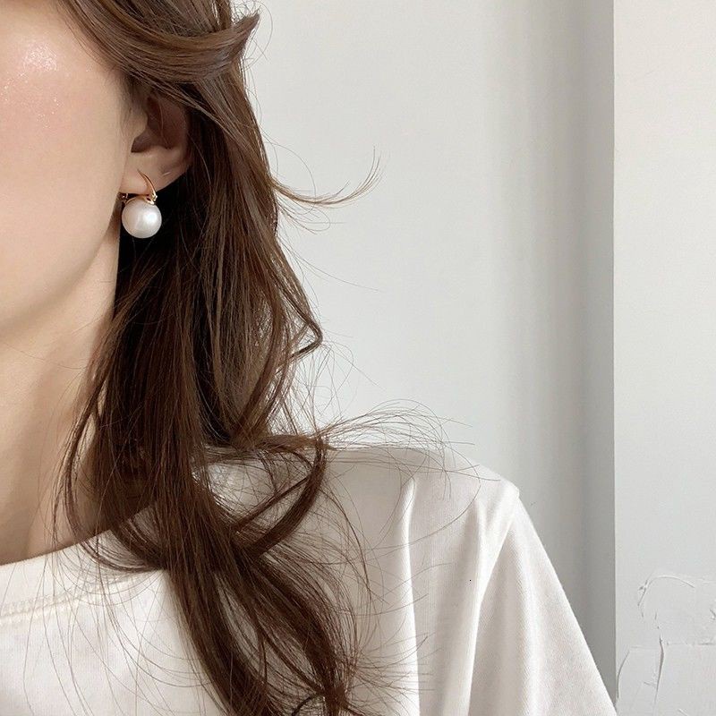 Khuyên Tai Nữ Đính Ngọc Trai Thời Trang Hàn Quốc