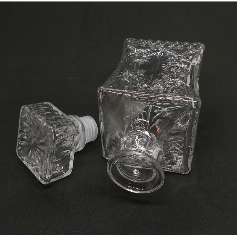 CHAI ĐỰNG RƯỢU- THUỶ TINH MẪU MỚI 750ml