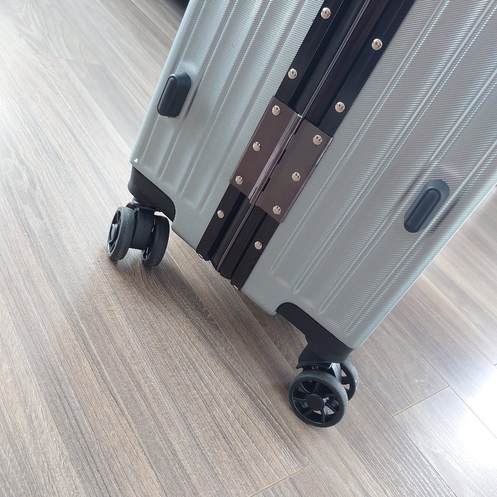 Vali khung nhôm khóa sập S6