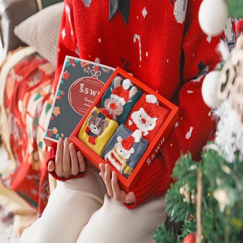 combo hộp 4 đôi tất nữ cao cổ đáng yêu