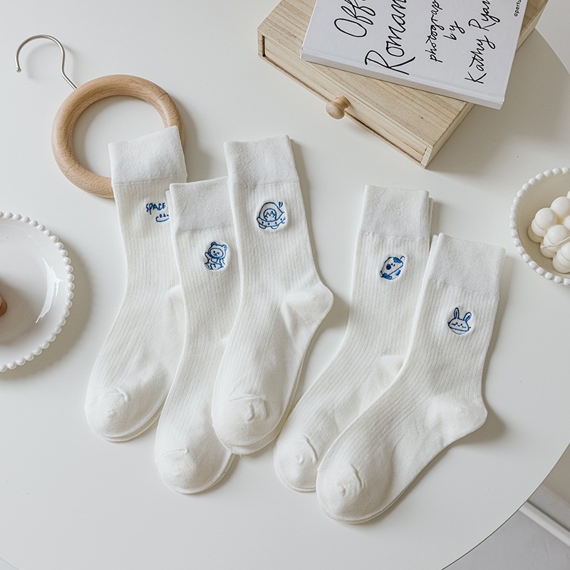 Vớ tất trắng đen cao cổ unisex nam nữ hình không gian NEKO
