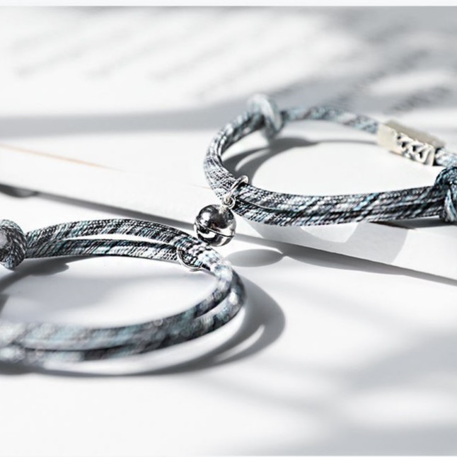 Vòng Đeo Tay Cặp Đôi Hàn Quốc Đính Nam Châm | BigBuy360 - bigbuy360.vn