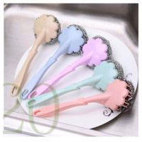 Dụng cụ chà nồi bằng thép có tay cầm dài tiện lợi