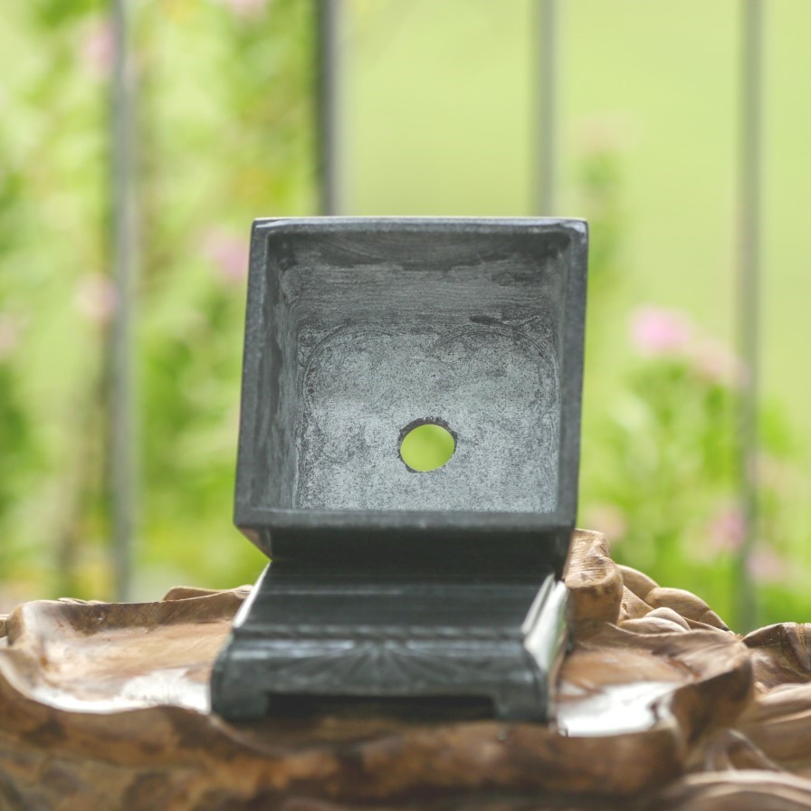 Chậu đá đen hình vuông đục tay Bông Hoa Sen trồng bonsai mini, KT: 12,5x12,5x8,5