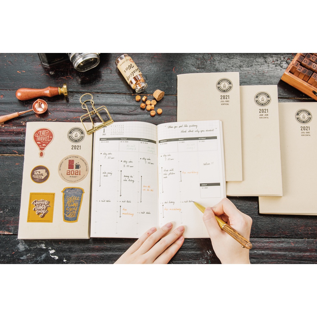 Sổ tay 2023 lập kế hoạch theo giờ 60 trang 11x20cm bìa mềm kỷ luật bản thân  - Noteworthy hourly planner